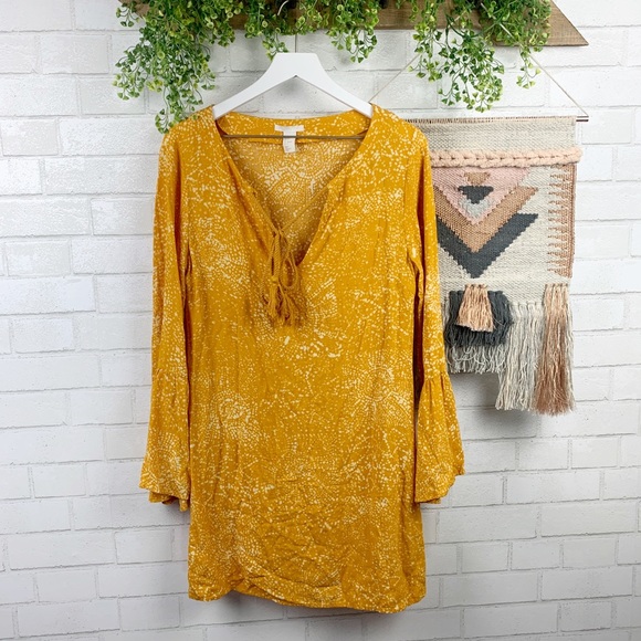 H&M Dresses & Skirts - H&M Mustard Yellow Boho Bell Sleeve Dress SZ 6